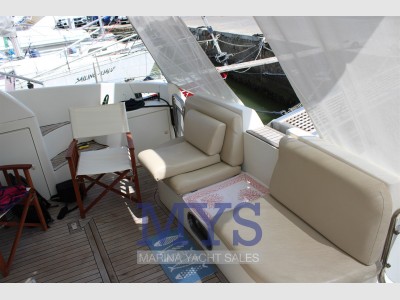 Azimut 46