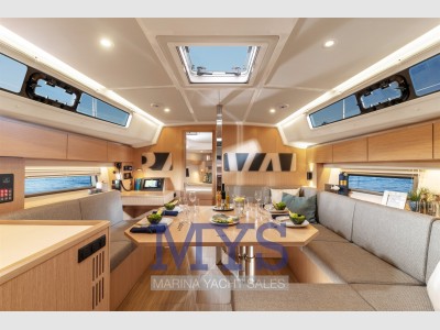 Bavaria C42