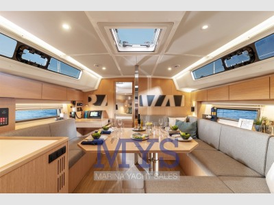 Bavaria C42