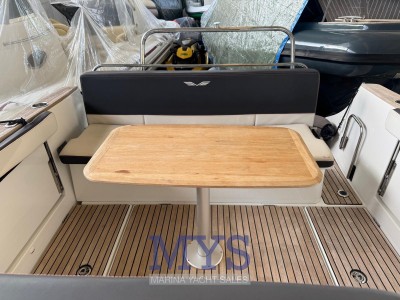 Beneteau Flyer 8.8 Sundeck
