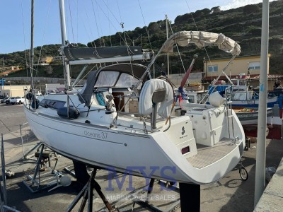 Beneteau Oceanis 37
