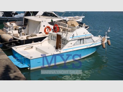 Bertram Yacht 28 Fly
