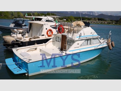 Bertram Yacht 28 Fly