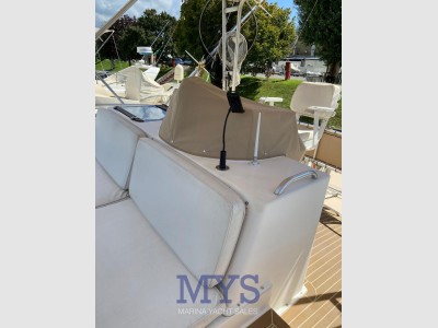 Bertram Yacht 37' Convertible
