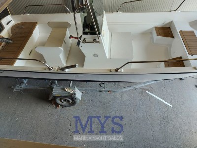 Boston Whaler 17 Montauk