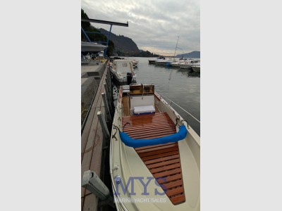 Boston Whaler 22 Outrage