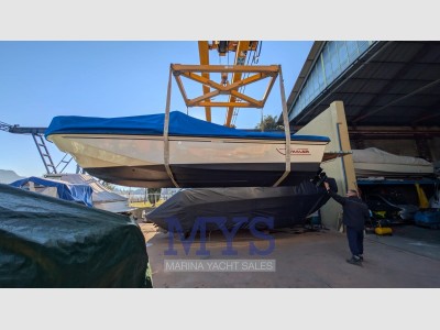 Boston Whaler 22 Outrage