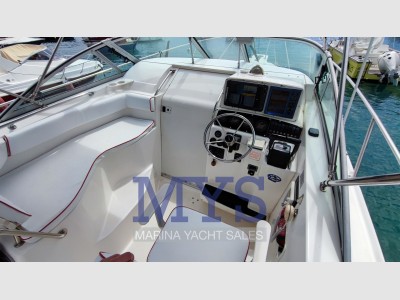 Boston Whaler 28 Conquest