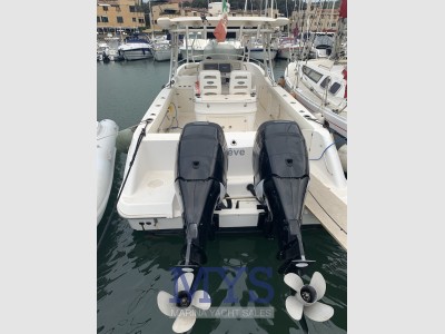 Boston Whaler Outrage 320