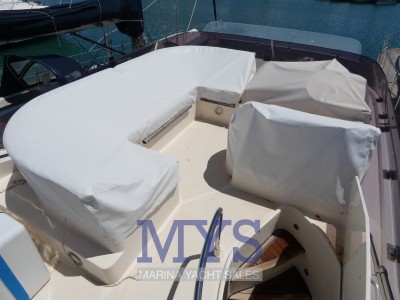 Cantieri Navali Del Tirreno Cayman 40