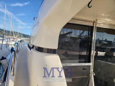 Cayman 42 Fly