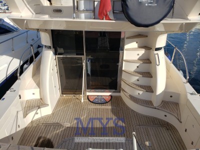 Cayman 42 Fly