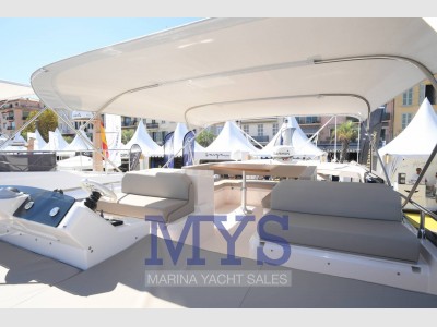 Cayman Yachts F520 New