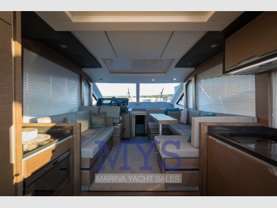 Cayman Yachts S520 New