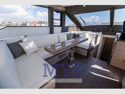 Cayman Yachts S600 New