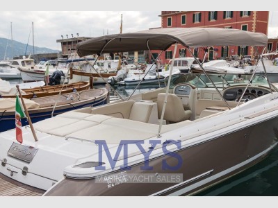 Chris Craft 28' Corsair