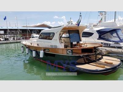 Di Donna Serapo 42 Cabin Ht