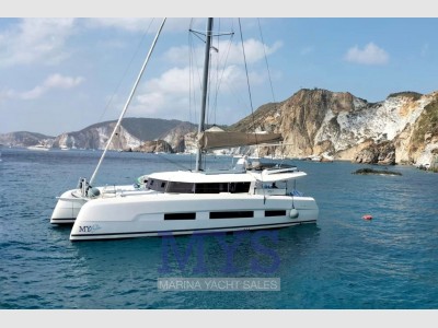 Dufour Catamarans 48
