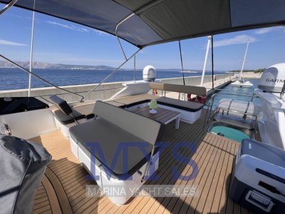 Fairline Squadron 59 Fly
