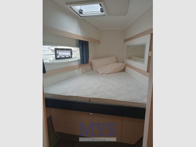 Fountaine Pajot Lucia 40