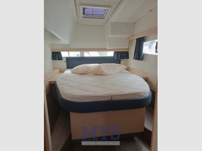 Fountaine Pajot Lucia 40