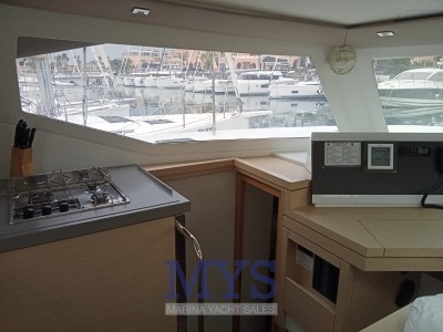Fountaine Pajot Lucia 40