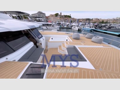 Fountaine Pajot Power 67