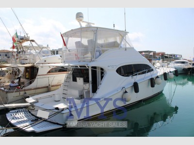 Hatteras 54 Convertible