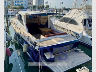 Italcantieri Custom