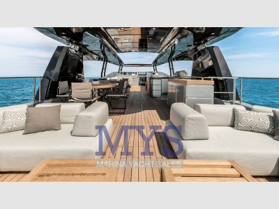 Monte Carlo Yachts Mcy 105 Fly