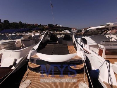 Pershing Pershing 37' Cabin
