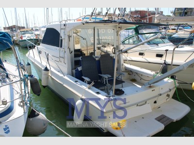 Plastik Space 310 Cruiser