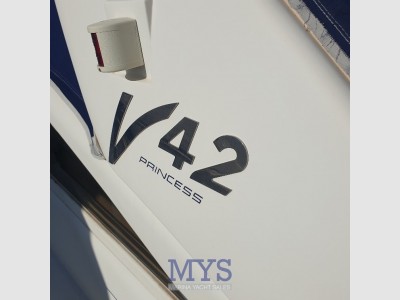 Princess V42
