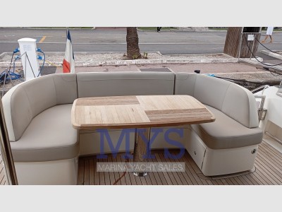 Princess Yachts F 49