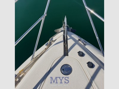 Princess Yachts V 42