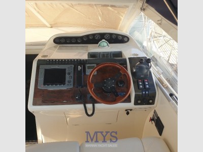 Princess Yachts V 42