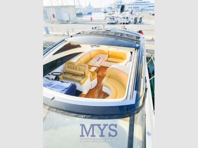 Princess Yachts V48