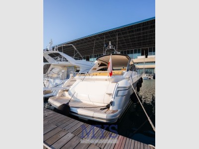 Princess Yachts V48