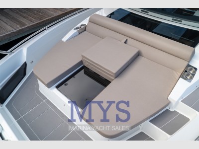 Quarken 35 Grand Tourer