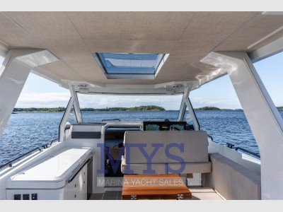 Quarken 35 Sport Tourer