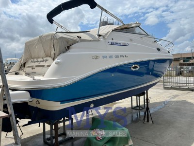 Regal Marine Commodore 2665