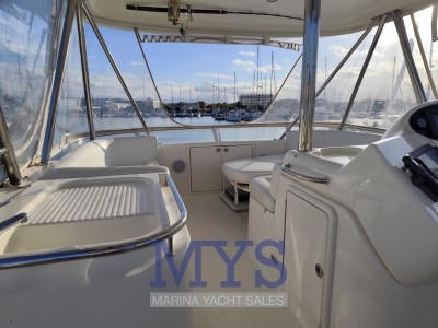 Riviera Marine 47 Flybridge