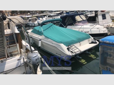 Sea Ray 27 Overnighter