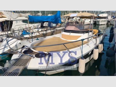 Sessa Marine Key Largo 28
