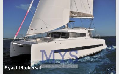 Bali 4.1 charter da Marina Yacht Sales