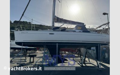 Beneteau OCEANIS 37 usato