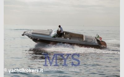 Chris Craft 28' Corsair usato