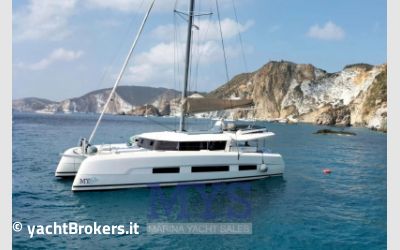 Dufour Catamarans 48 usato