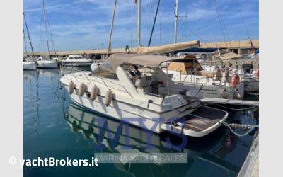 Fairline 33