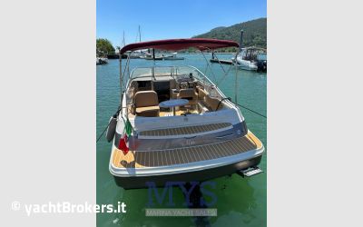 Maxum Marine 2300 SC usato